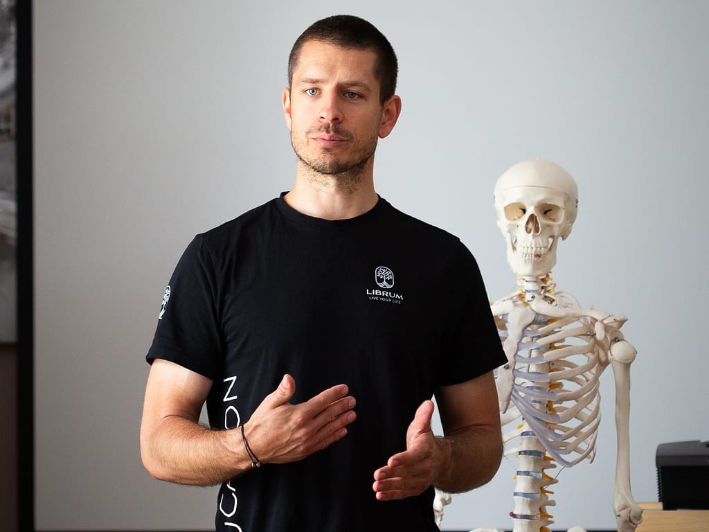 Garant Dr. Oliver kontroluje a hodnotí kvalitu všetkých kurzov.