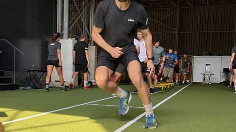 M6 3D16EFD9-9C98-4208-A470-5961D7022227 Cvičenie na prevenciu zranenia skrížneho väzu z kurzu Akadémia funkčného tréningu